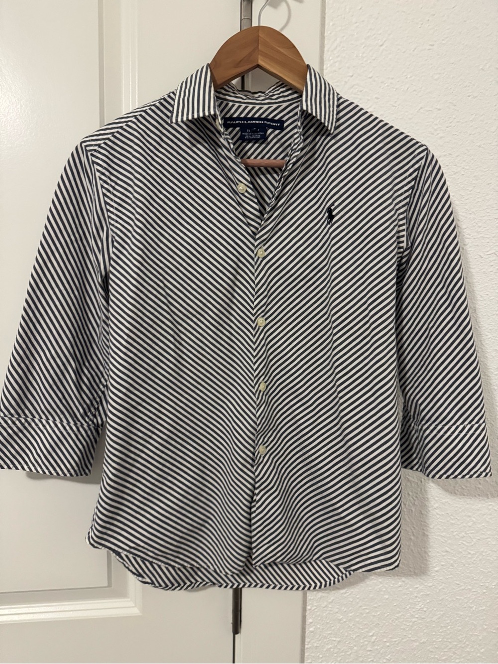 Polo Ralph Lauren Sport Womenโs Striped Button Front Shirt Size 4 Black & White